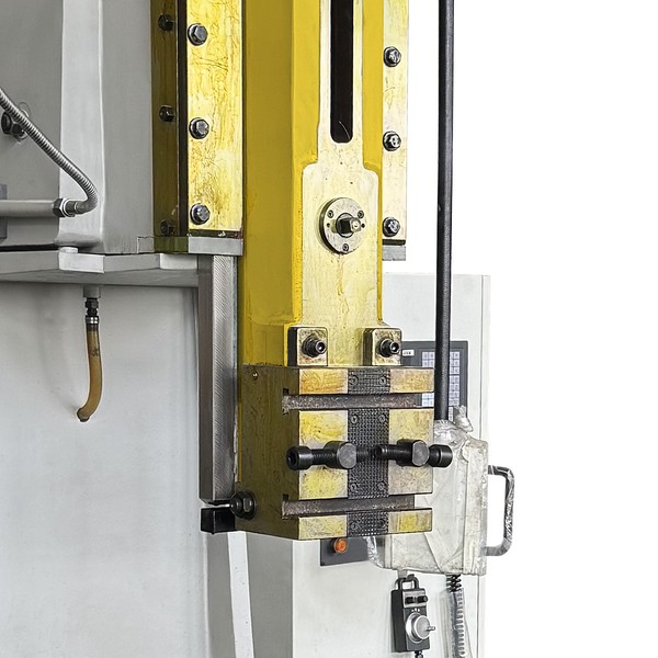 Резцедержатель гидравлического долбежного станка с ЧПУ SMK-500C