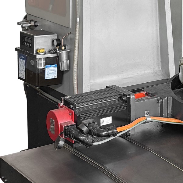 Маслостанция и привод подачи стола гидравлического долбежного станка с ЧПУ SMK-630C